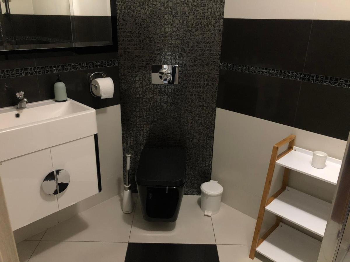Apartament Swinoujscie Appartamento Esterno foto
